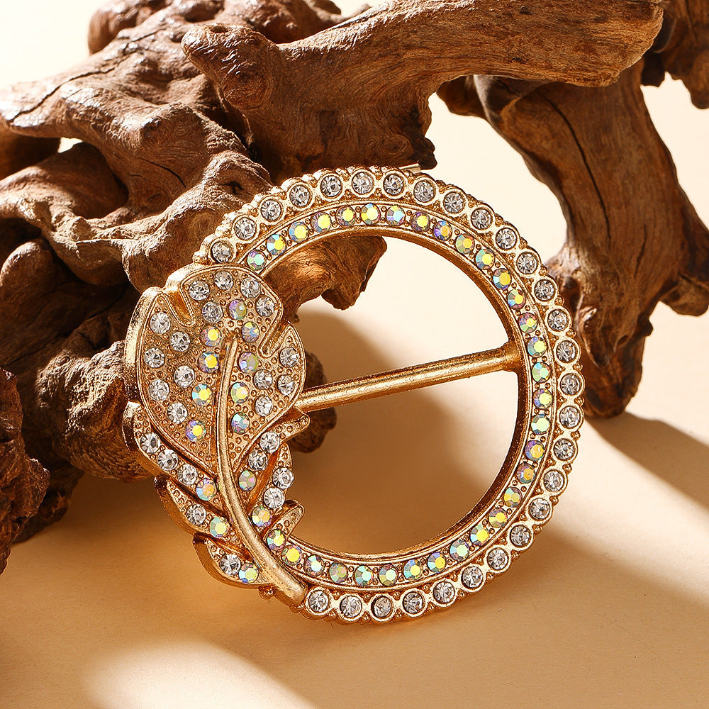 Waist-cinching Accessory Clip For Securing High-end Brooches